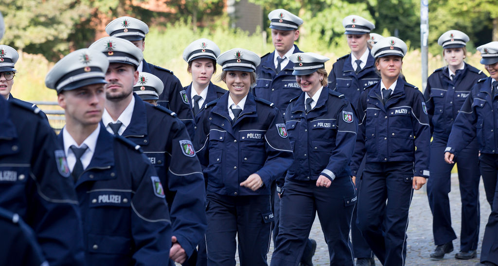 stellenanzeigen polizei wuppertal