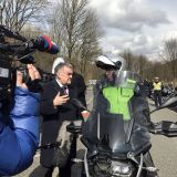Innenminister Herbert Reul begleitet Auftakt der Motorradsaison in Wuppertal